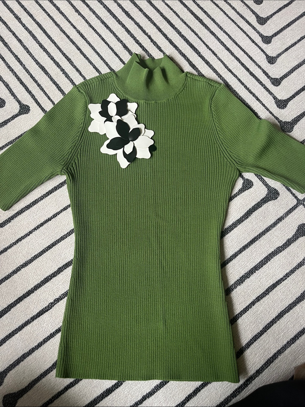 White House Black Market Green Ribbed Mock Neck Top with Floral Appliqué